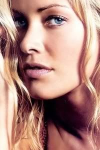 http://i807.photobucket.com/albums/yy358/xxxandromedaxxx2/adatlapok/kristanna-loken-0225.jpg