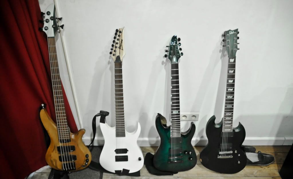 guitars-32.jpg